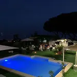 Ioli Vesuvio Couette-café 4*