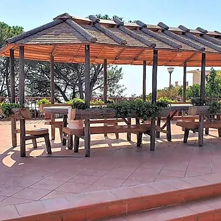 فندق مبيت وإفطار Ioli Vesuvio